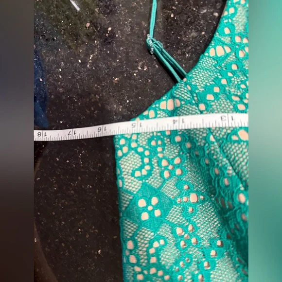 Helsi Emerald Green Lace Mini Dress Size XS – Tiered Ruffle Party Cocktail NWOT - Picture 6 of 6